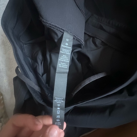 Lululemon men’s joggers - Picture 4 of 6